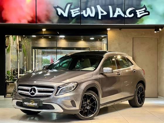 MERCEDES-BENZ GLA 200 1.6 CGI VISION 16V TURBO GASOLINA 4P AUTOMÁTICO
